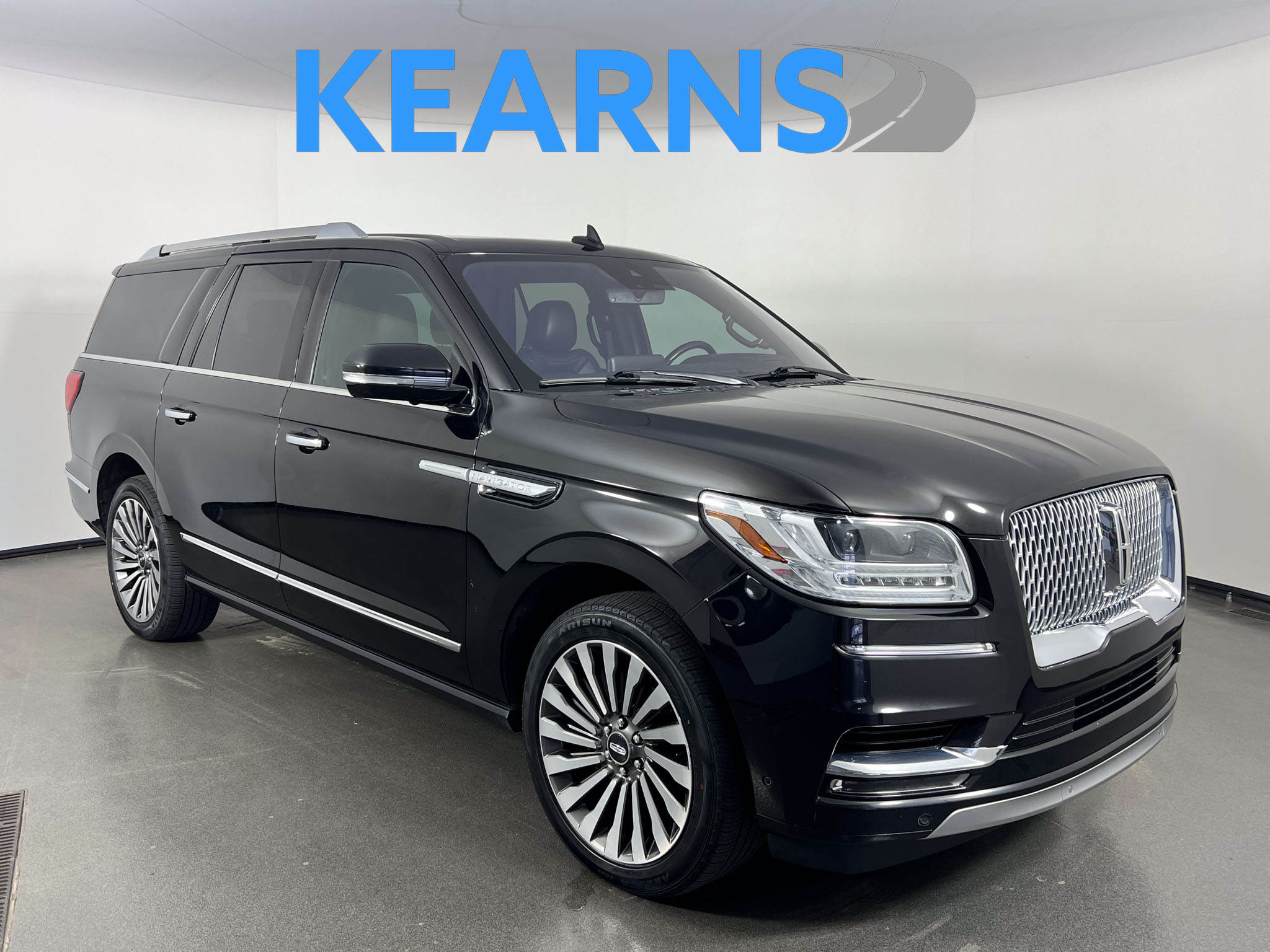 2019 Lincoln Navigator L Reserve (#7647)